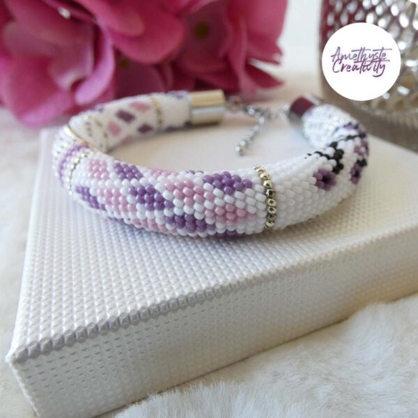 FLEURS DE CERISIER || Bracelet Crocheté Fait Main En Acier Inoxydable Et Perles “Miyuki”
