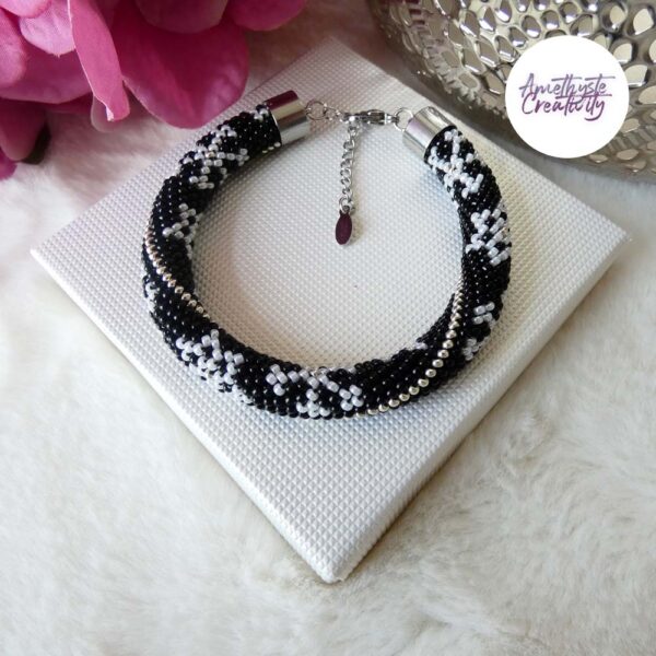 ❅ Collection “Etoiles des Neiges” : Bracelet Crocheté Fait Main en Acier Inoxydable et Perles “Miyuki” – Noir & Argent