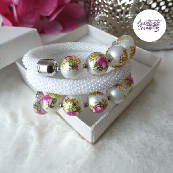 Collection “Tensha” :  Bracelet Mémoire Sans Fermoir Crocheté Fait Main en Perles “Miyuki” & Perles Tensha – Blanc