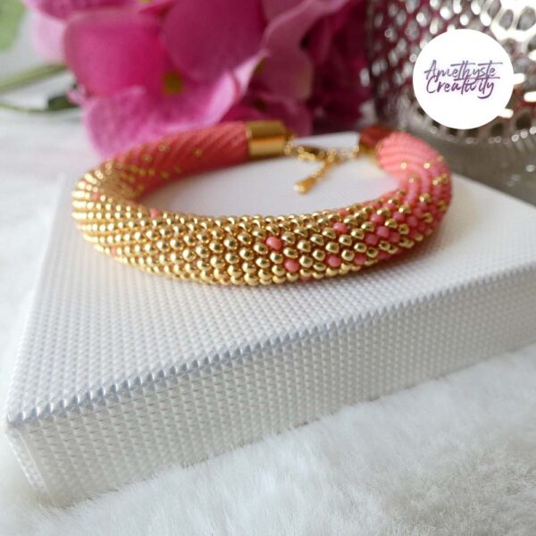 LES DEGRADES || Bracelet Crocheté Fait Main en Acier Inoxydable et Perles “Miyuki” – Rose Saumon & Doré
