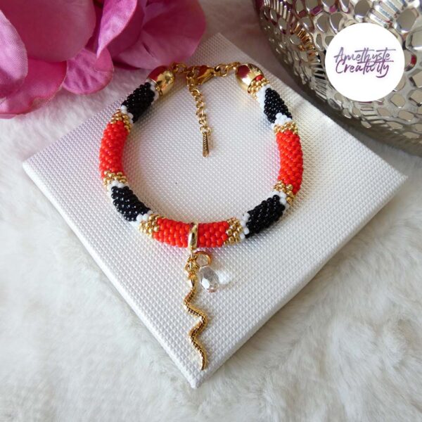 SNAKY || Bracelet Crocheté Acier Inoxydable en Spirales avec Perles “Miyuki” – Rouge