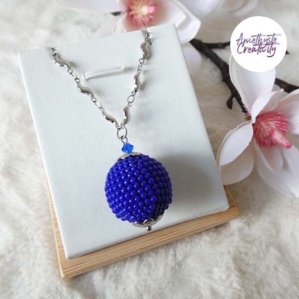 CALIA || Pendentif Fait Main Crocheté Boule De 20 Mm En Perles “Miyuki” – Bleu