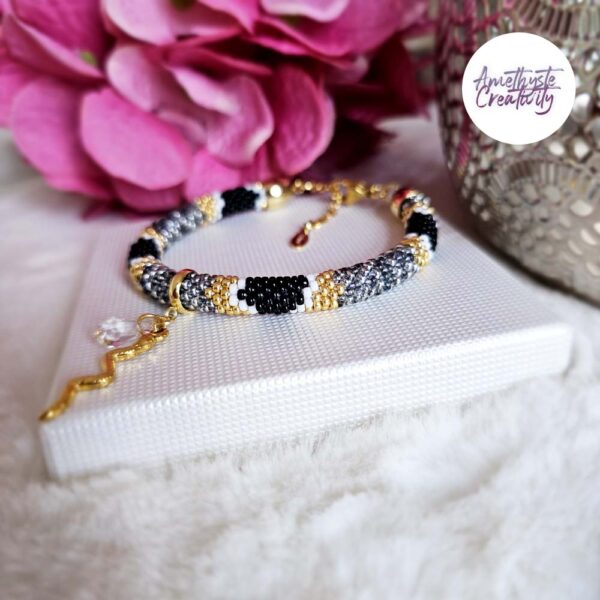 SNAKY || Bracelet Crocheté Acier Inoxydable en Spirales avec Perles “Miyuki” – Noir & Doré