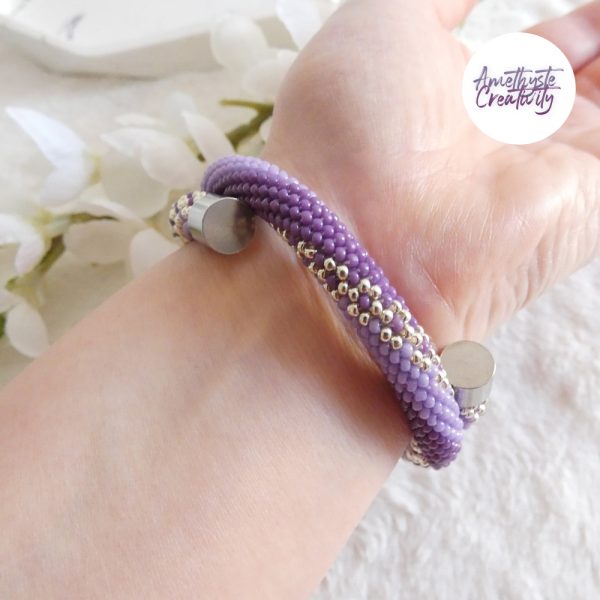 LYSEA || Bracelet Memoire Crocheté Fait Main en Acier Inoxydable et Perles “Miyuki” - Violet