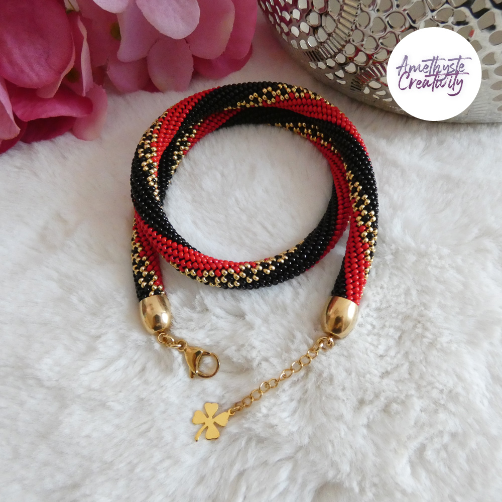LYSEA || Colliier Crocheté Fait Main en Acier Inoxydable et Perles “Miyuki” - Noir & Rouge