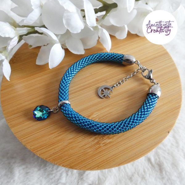 SAPHYRA || Bracelet Fin avec Breloque Fait Main Crocheté En Perles “Miyuki” - Bleu Saphir