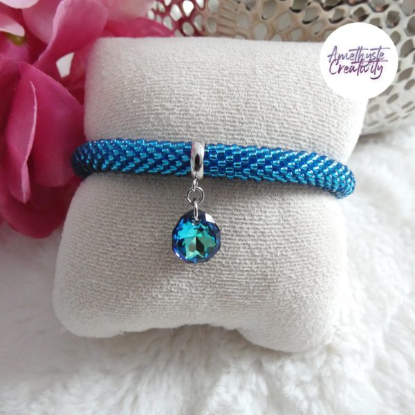 SAPHYRA || Bracelet Fin avec Breloque Fait Main Crocheté En Perles “Miyuki” - Bleu Saphir