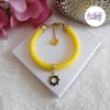 SUNNY || Bracelet Fin avec Breloque Fait Main Crocheté En Perles “Miyuki” - Jaune Mat