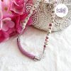 TELIA || Collier en Perles Céramiques avec pendentif Crocheté Fait Main en Perles « Miyuki » – Violet Parme