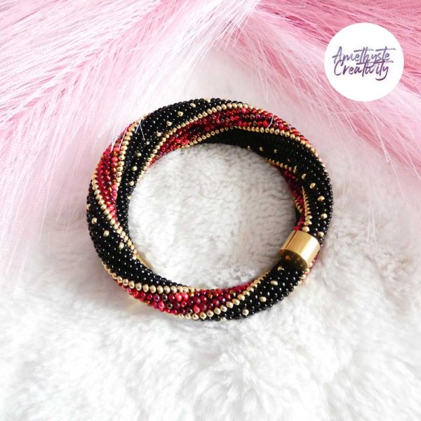 MINIMAL CHIC || Bracelet Mémoire Sans Fermoir Crocheté Fait Main en Perles « Miyuki » – Rouge
