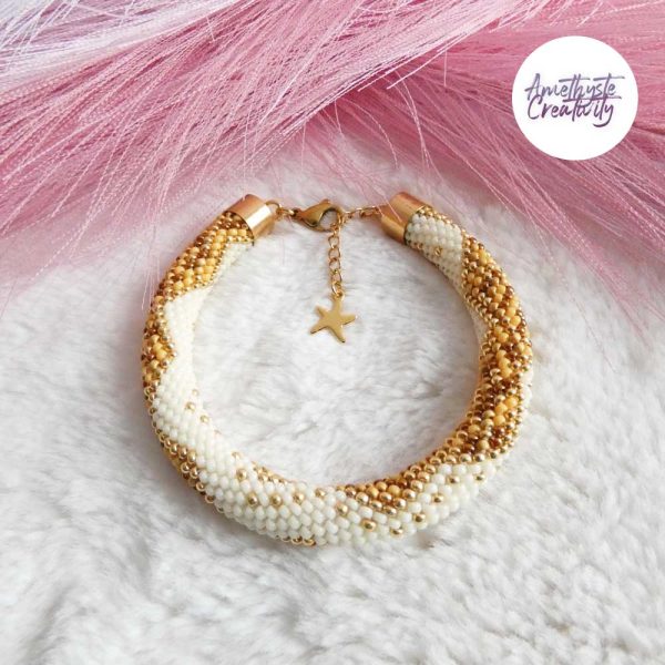 CHIC & ELEGANCE || Bracelet Crocheté Fait Main En Acier Inoxydable Et Perles “Miyuki” – Doré, Creme & Mix Golden Sun