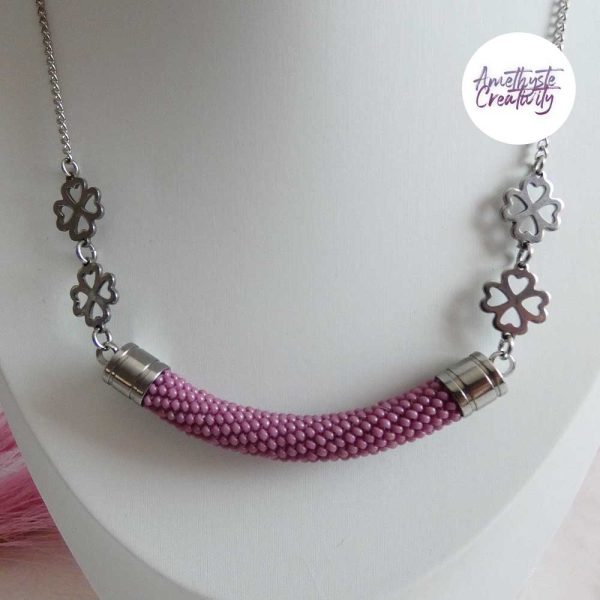 FLOREA || Collier Ras de cou Avec Pendentif Crocheté Fait Main En Acier Inoxydable Et Perles “Miyuki”